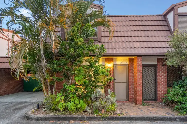 2/24 Garfield Road, Logan Central QLD 4114