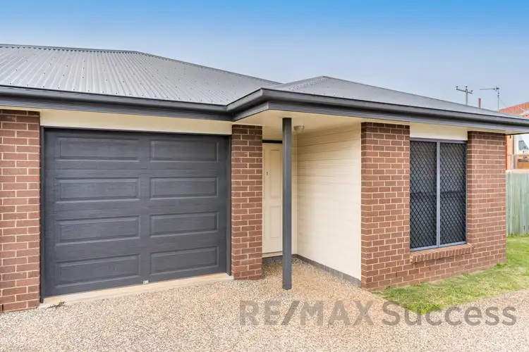 2/324a West Street, Kearneys Spring QLD 4350