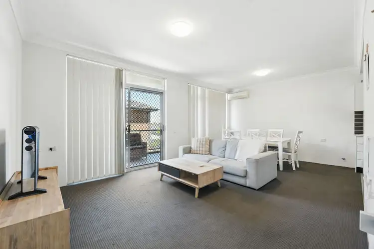 6 291- 293 Woodville Road, Guildford NSW 2161