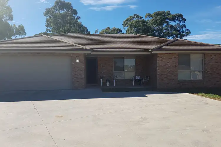 19B Illoura Street, Tamworth NSW 2340
