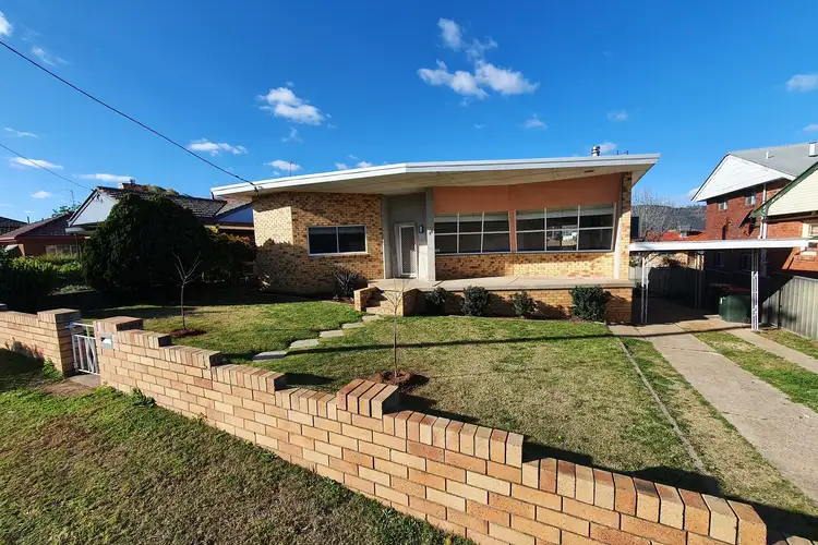 44 Parry Street, Tamworth NSW 2340