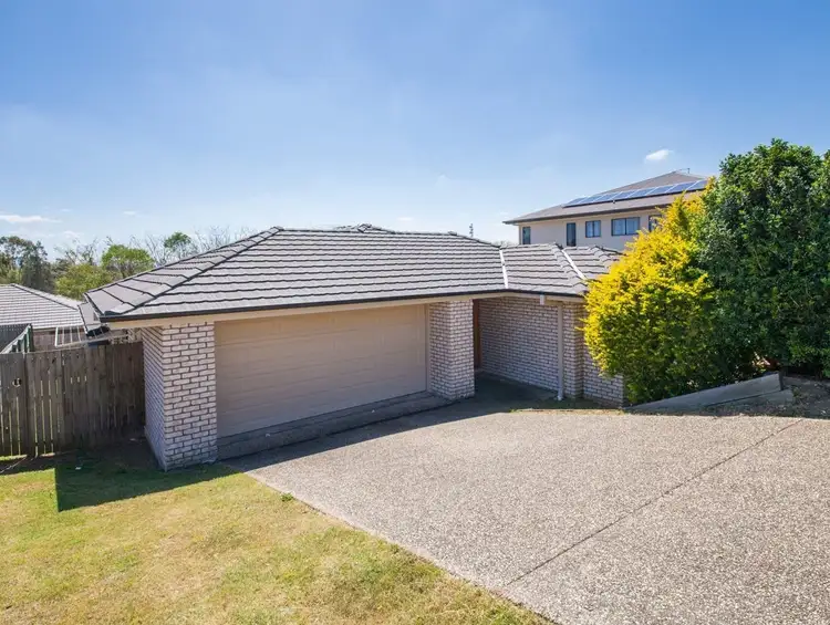 27 Chetwynd St, Redbank Plains QLD 4301
