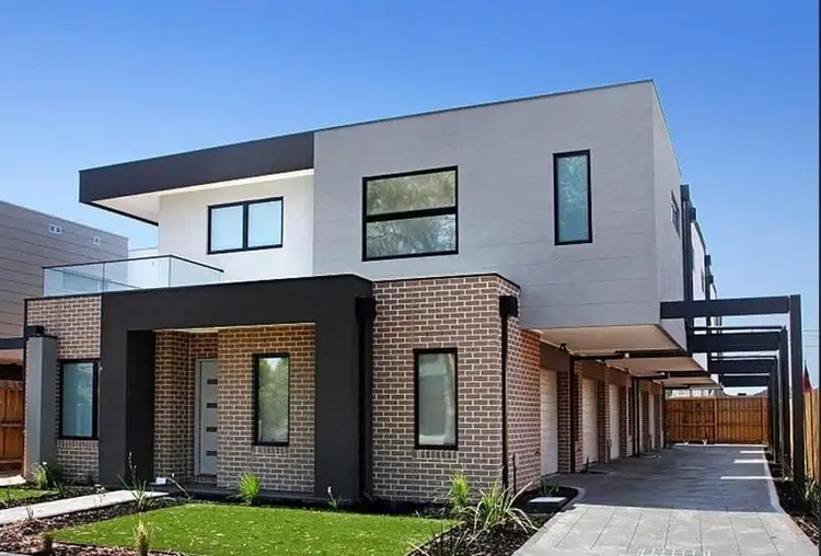 3/8 Lorensen Avenue, Coburg North VIC 3058