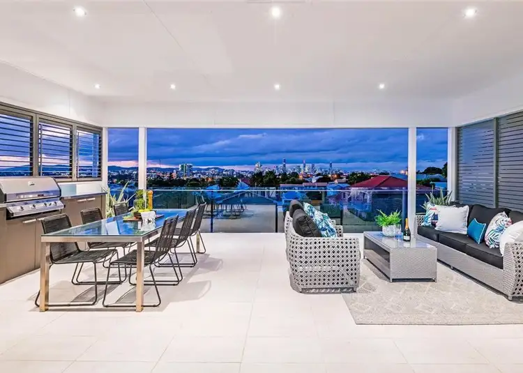 62 Chatsworth Road, Greenslopes QLD 4120