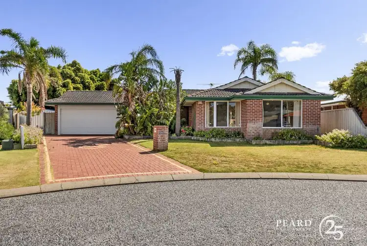 13 Stirling Cl, Port Kennedy WA 6172