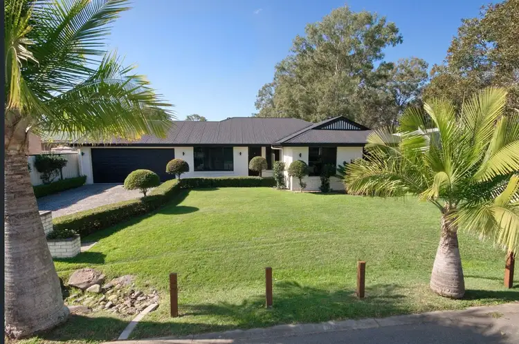 8 Wirra Circuit, Wynnum West QLD 4178