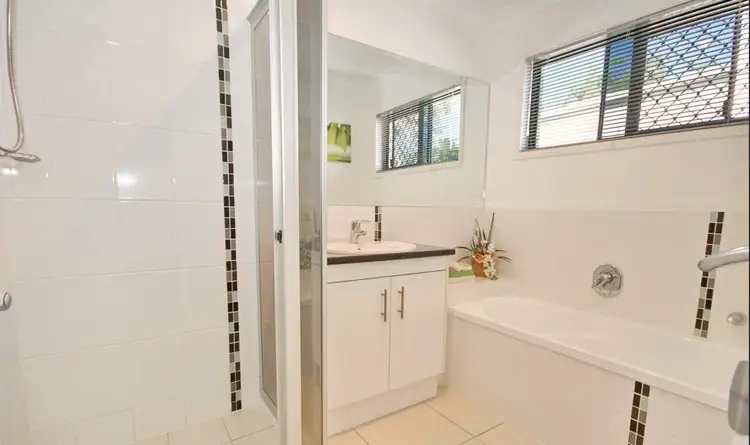 Fifth view of Homely house listing, 8 Wirra Circuit, Wynnum West QLD 4178