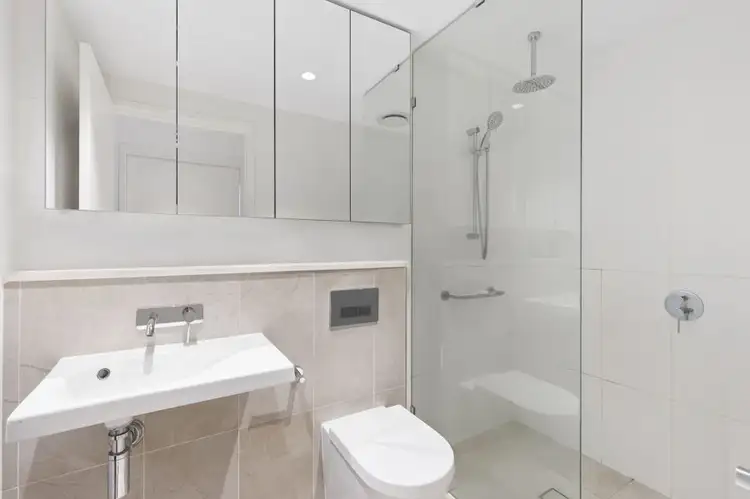 Fifth view of Homely unit listing, 204/3 Northcliffe Terrace, Surfers Paradise QLD 4217