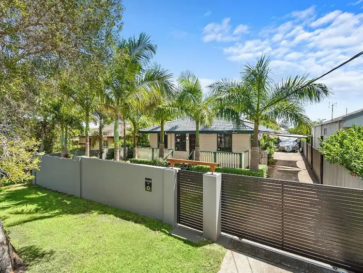 12 Beach Street, Kippa-Ring QLD 4021