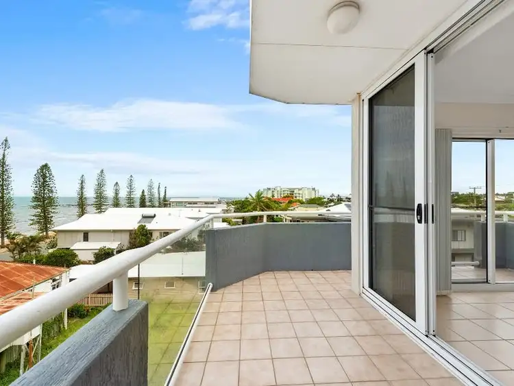 Sixth view of Homely unit listing, 8/186 Prince Edward Parade, Scarborough QLD 4020