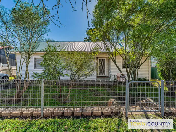 31 Hargrave Street, Armidale NSW 2350