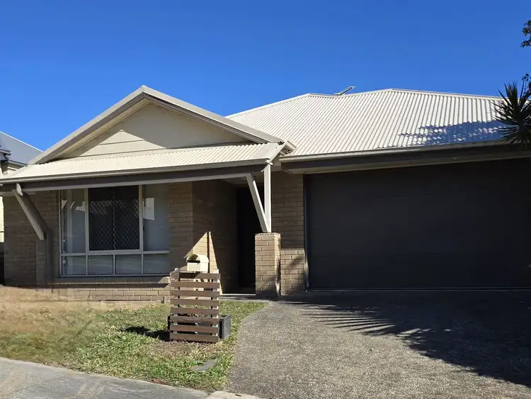 17 Park Edge Drive, Springfield Lakes QLD 4300