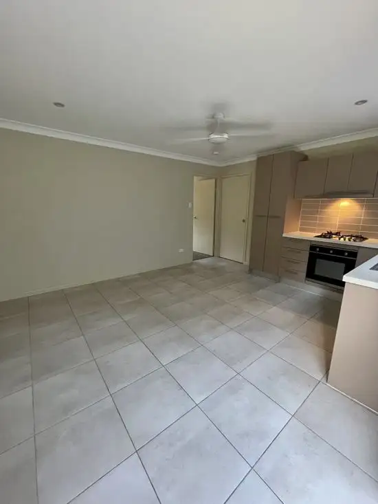 Fifth view of Homely unit listing, 2/6 Camden Court, Capalaba QLD 4157