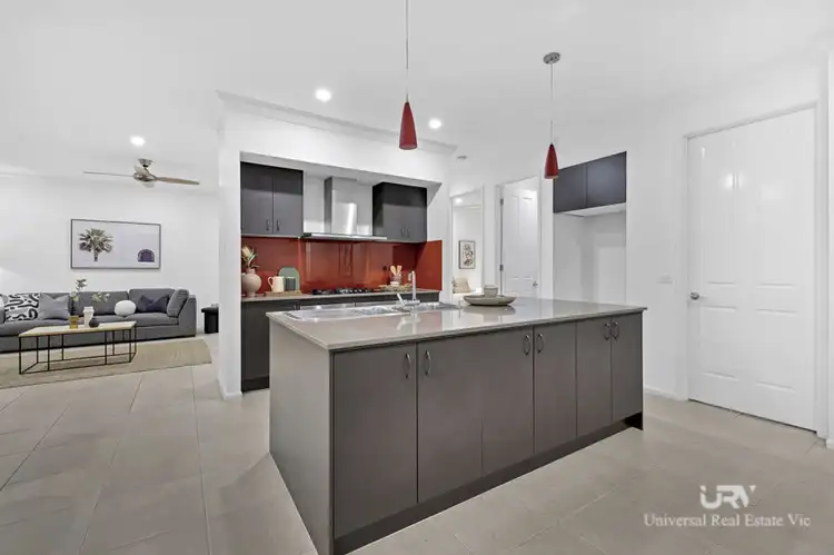 Second view of Homely house listing, 5 Black Range Avenue, Craigieburn VIC 3064