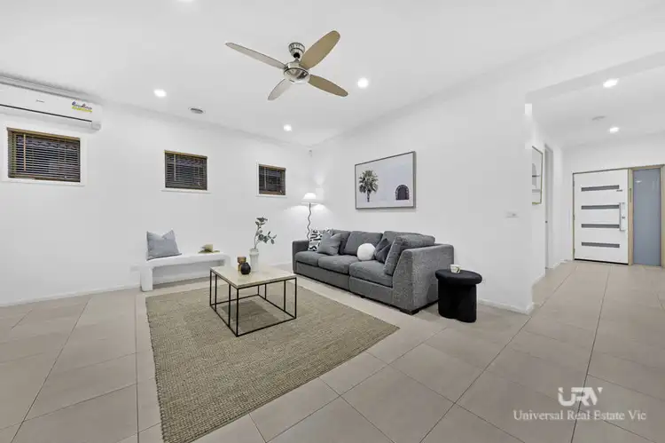 Sixth view of Homely house listing, 5 Black Range Avenue, Craigieburn VIC 3064