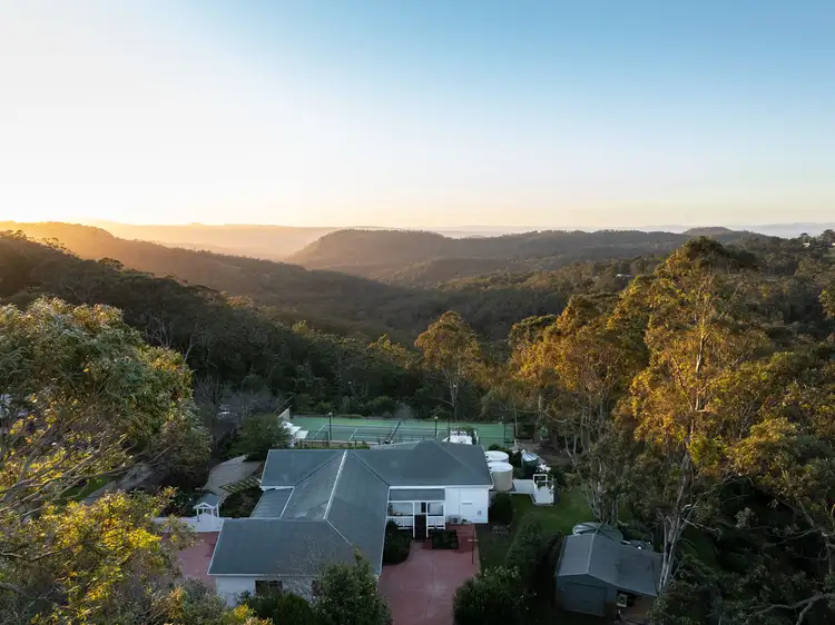 1 Eclipse Court, Highfields QLD 4352