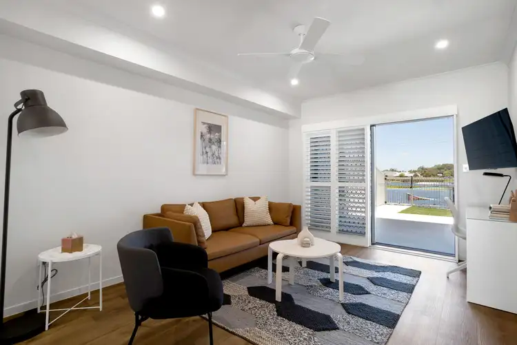 Fifth view of Homely house listing, 2/10 Michigan Way, Andergrove QLD 4740