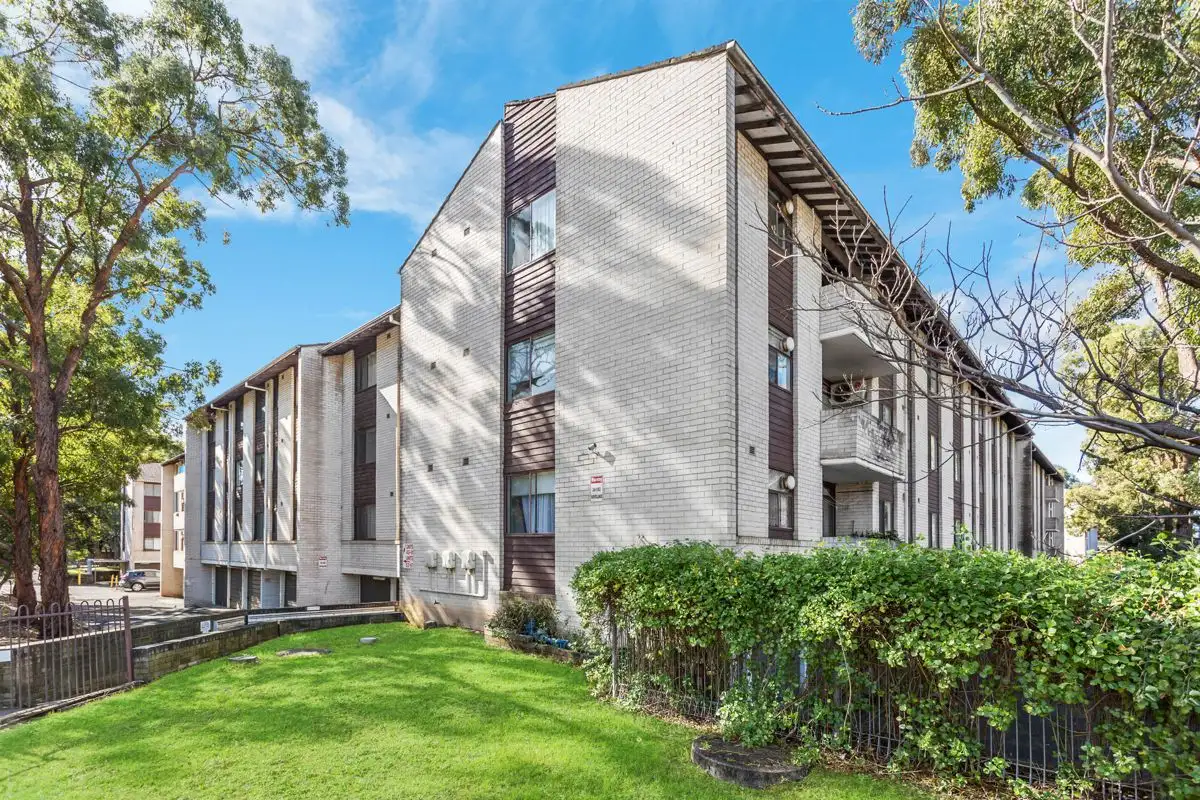 Main view of Homely unit listing, 72/81 Memorial Ave, Liverpool NSW 2170