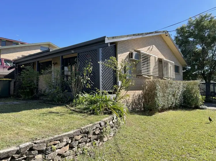 2/5 Kendon Avenue, Murwillumbah NSW 2484