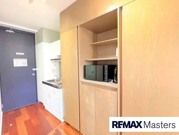Fifth view of Homely house listing, Unit 17 / 189 Leichhardt Street, Spring Hill QLD 4000