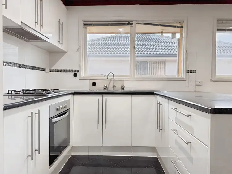 Fifth view of Homely house listing, 15 Kenna Drive, Lalor VIC 3075