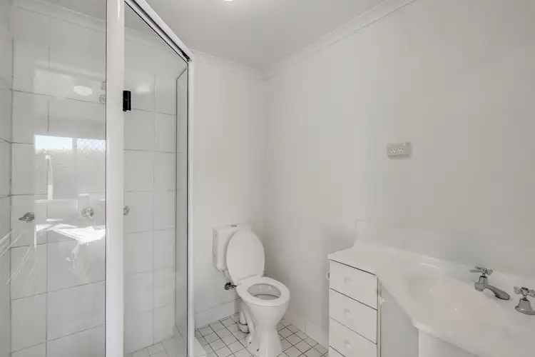 Fifth view of Homely unit listing, 2/5-7 Uniplaza Court, Kearneys Spring QLD 4350