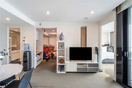 Second view of Homely unit listing, 1107/50 hudson rd, Albion QLD 4010