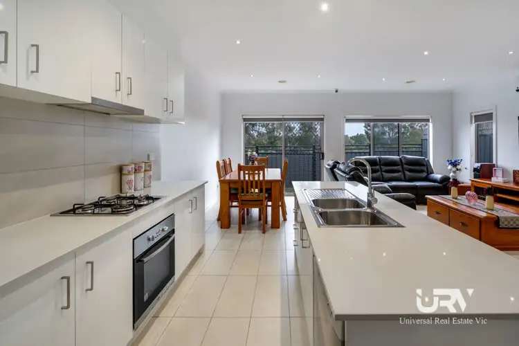 Fourth view of Homely house listing, 6 Burrows Place, Craigieburn VIC 3064
