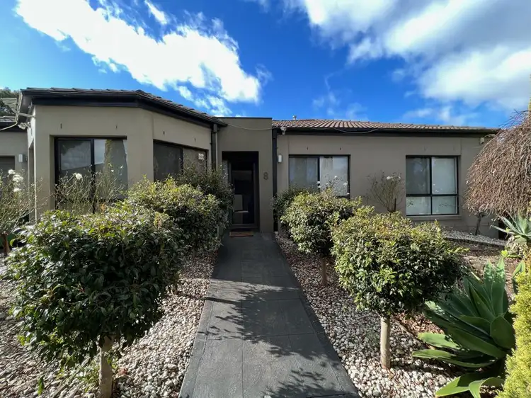 Main view of Homely house listing, 8 Discovery Close, Craigieburn VIC 3064