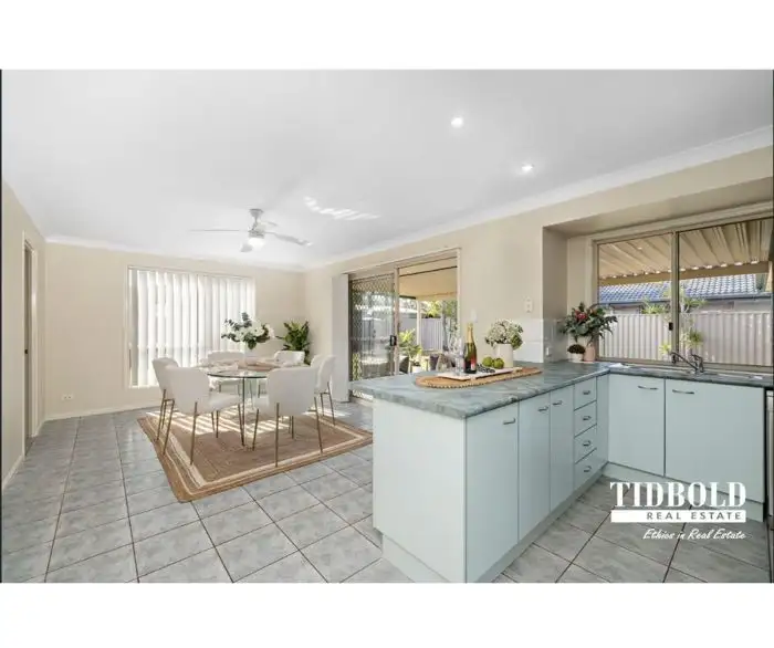 Sixth view of Homely house listing, 3 Putter Place, Redland Bay QLD 4165