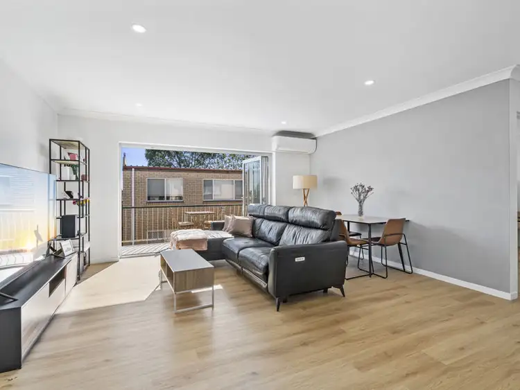 Fourth view of Homely unit listing, 6/10 Raby Road, Coorparoo QLD 4151