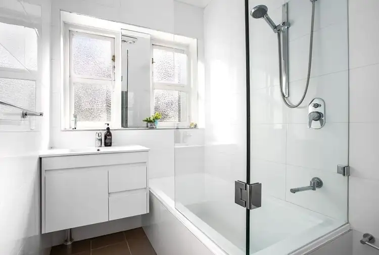 Fifth view of Homely apartment listing, 4/48 Flood Street, Bondi NSW 2026