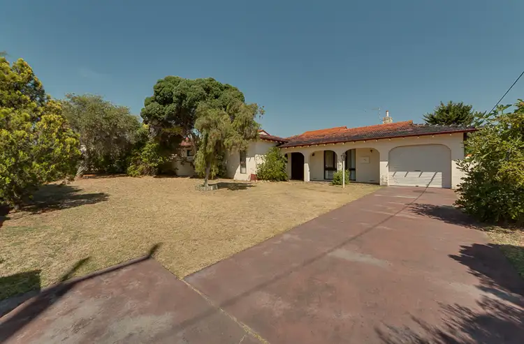 75 Kent St, Rockingham WA 6168