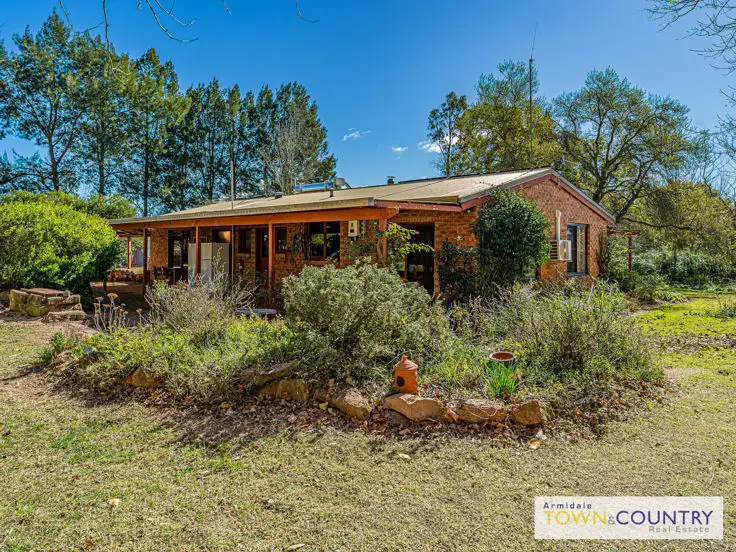 51 Mundays Lane, Armidale NSW 2350