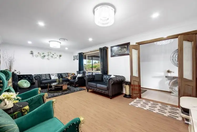Second view of Homely house listing, 7 Greco Place, Rosemeadow NSW 2560
