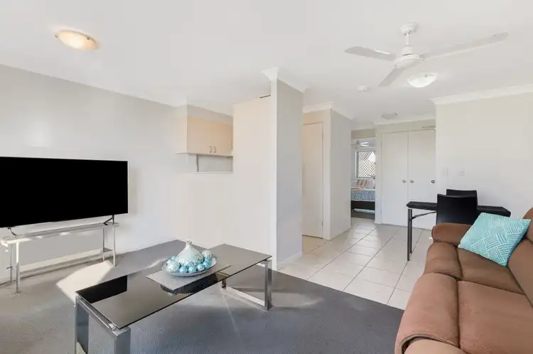 Fifth view of Homely unit listing, 305/92-96 Musgrave Street, Coolangatta QLD 4225