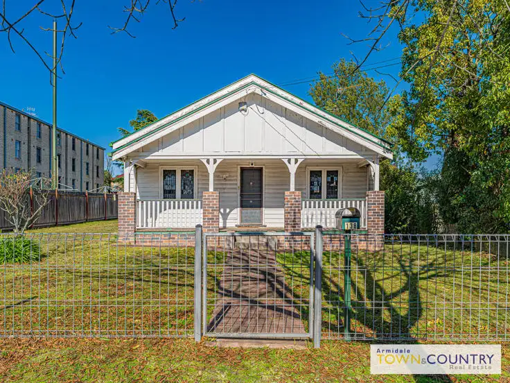 138 Mossman Street, Armidale NSW 2350