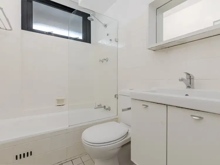 Fifth view of Homely studio listing, 18/45 Macleay St, Potts Point NSW 2011