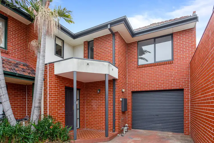 2/19 Hopetoun Avenue, Brunswick West VIC 3055