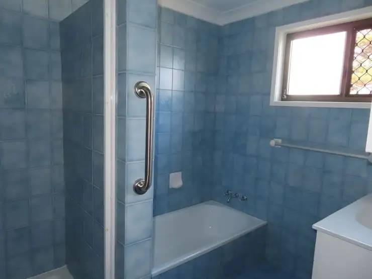 Seventh view of Homely house listing, 1 Pierpoint Street, Stanthorpe QLD 4380