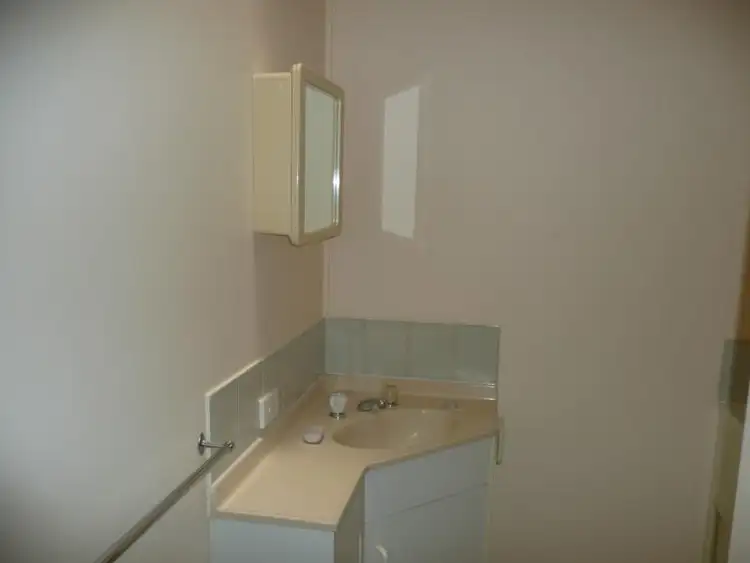Fourth view of Homely unit listing, 1/14 PORTWOOD ST REDCLIFFE, Redcliffe QLD 4020