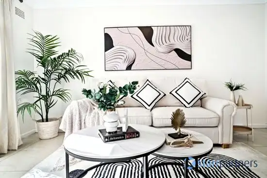 186 Captain Cook Drive