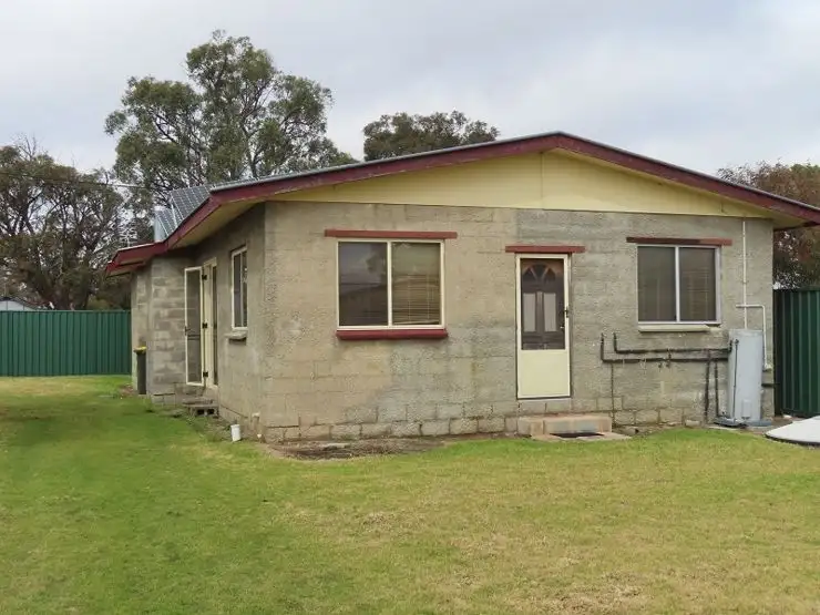 46 Border Street, Wallangarra QLD 4383