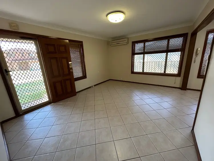 27 Mary Cres, Liverpool NSW 2170