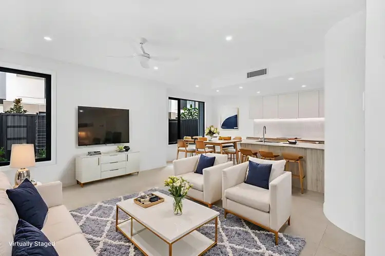 1/176 Marina Quays Blvd, Hope Island QLD 4212