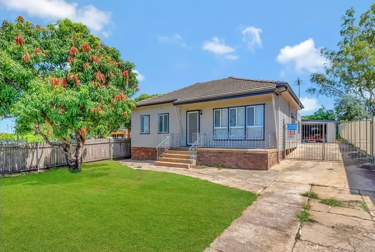 70 Burnett St, Merrylands NSW 2160
