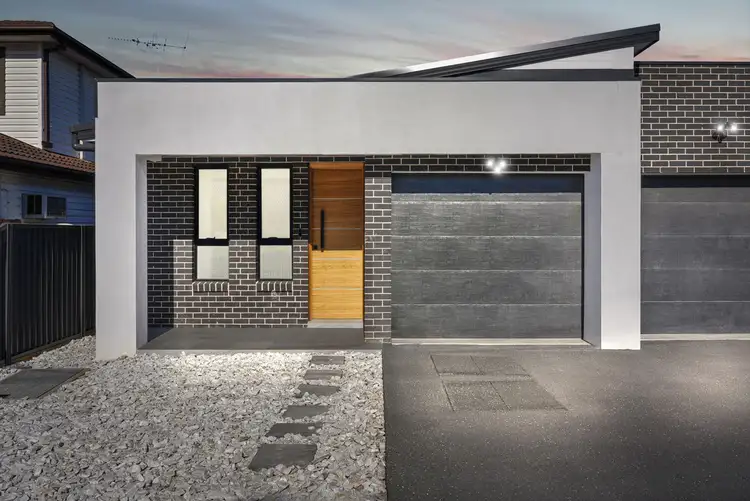 8a Camellia Street, Greystanes NSW 2145