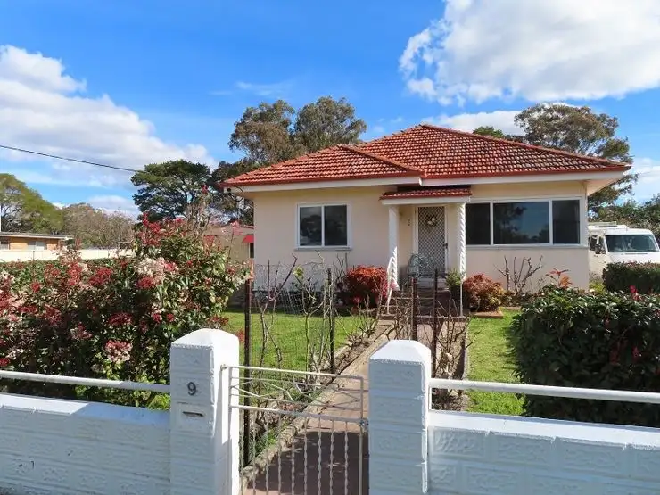 Second view of Homely house listing, 9 Catherine Street, Stanthorpe QLD 4380