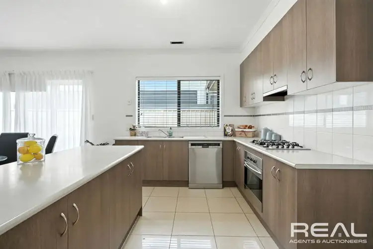 Fifth view of Homely house listing, 7 Oaks Court, Parafield Gardens SA 5107