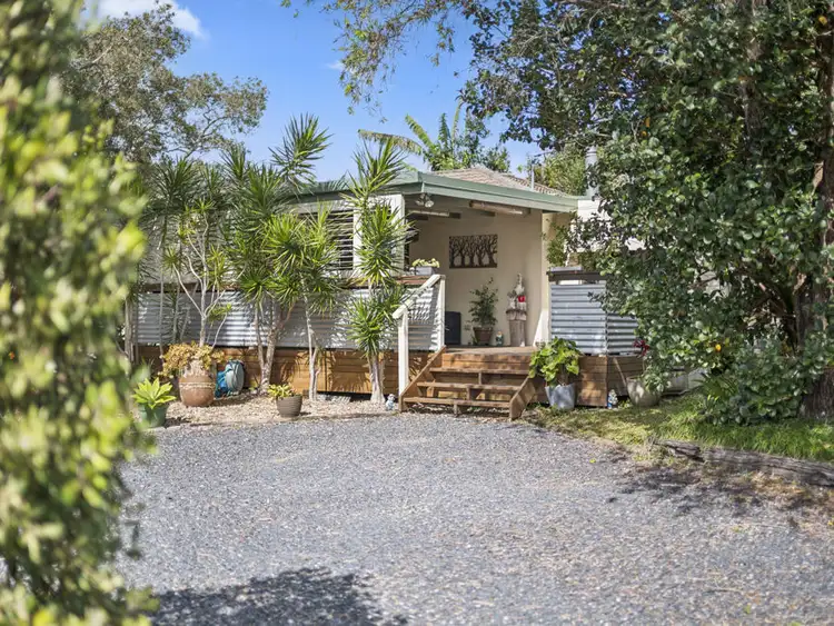 3 Schnapper Close, Emerald Beach NSW 2456